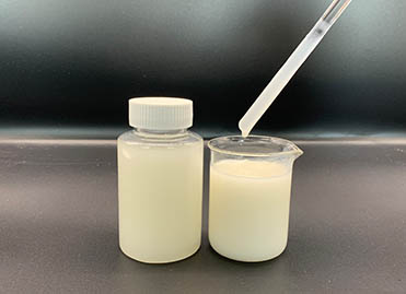 Emulasyon Polyacrylamide (Liquid PAM) pou Easy Dosing nan Plants Treatment Wastewater